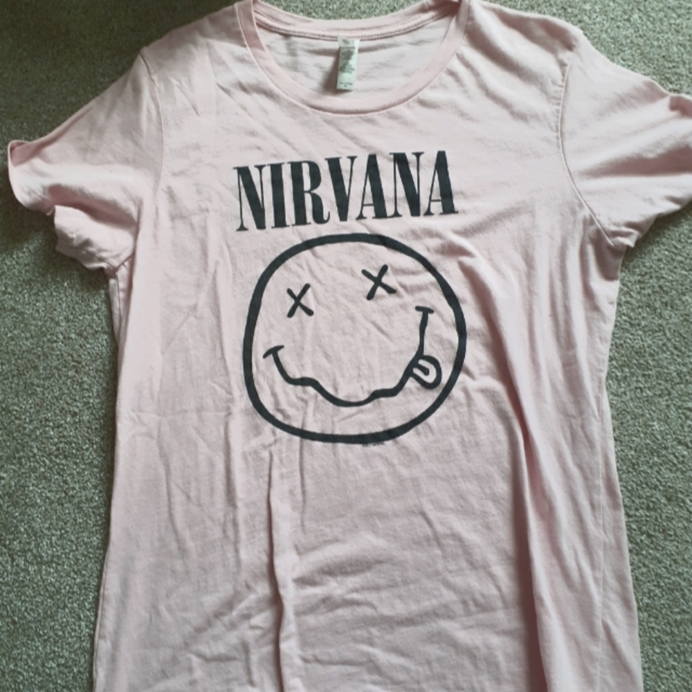 Women's nirvana band tshirt